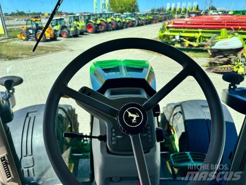 John Deere 7215 Traktoriai
