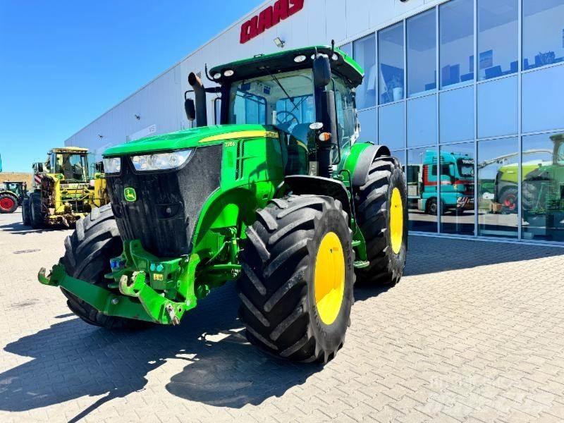 John Deere 7215 Traktoriai