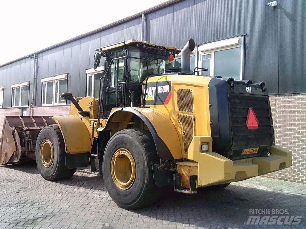 CAT 950M Naudoti ratiniai krautuvai
