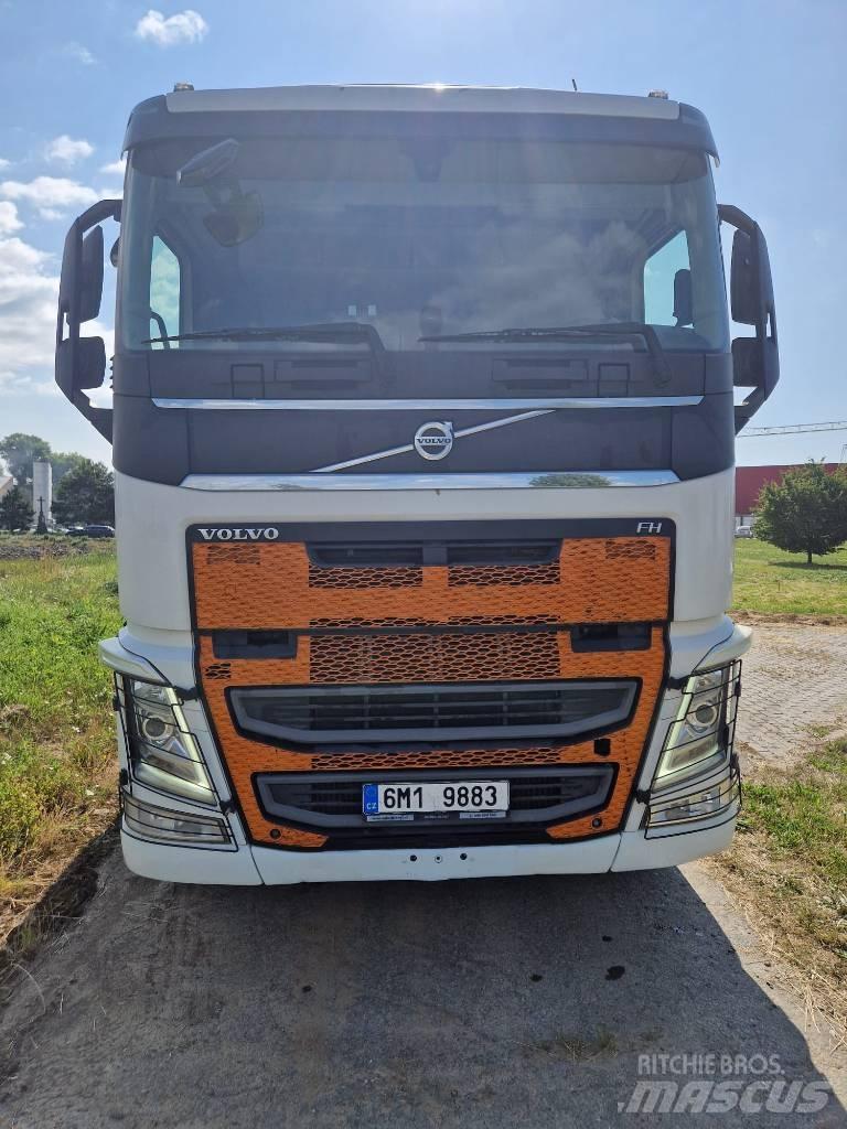 Volvo FH 500 Savivarčių priekabų vilkikai