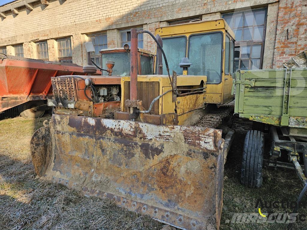  Onbekend DT-75 Traktoriai