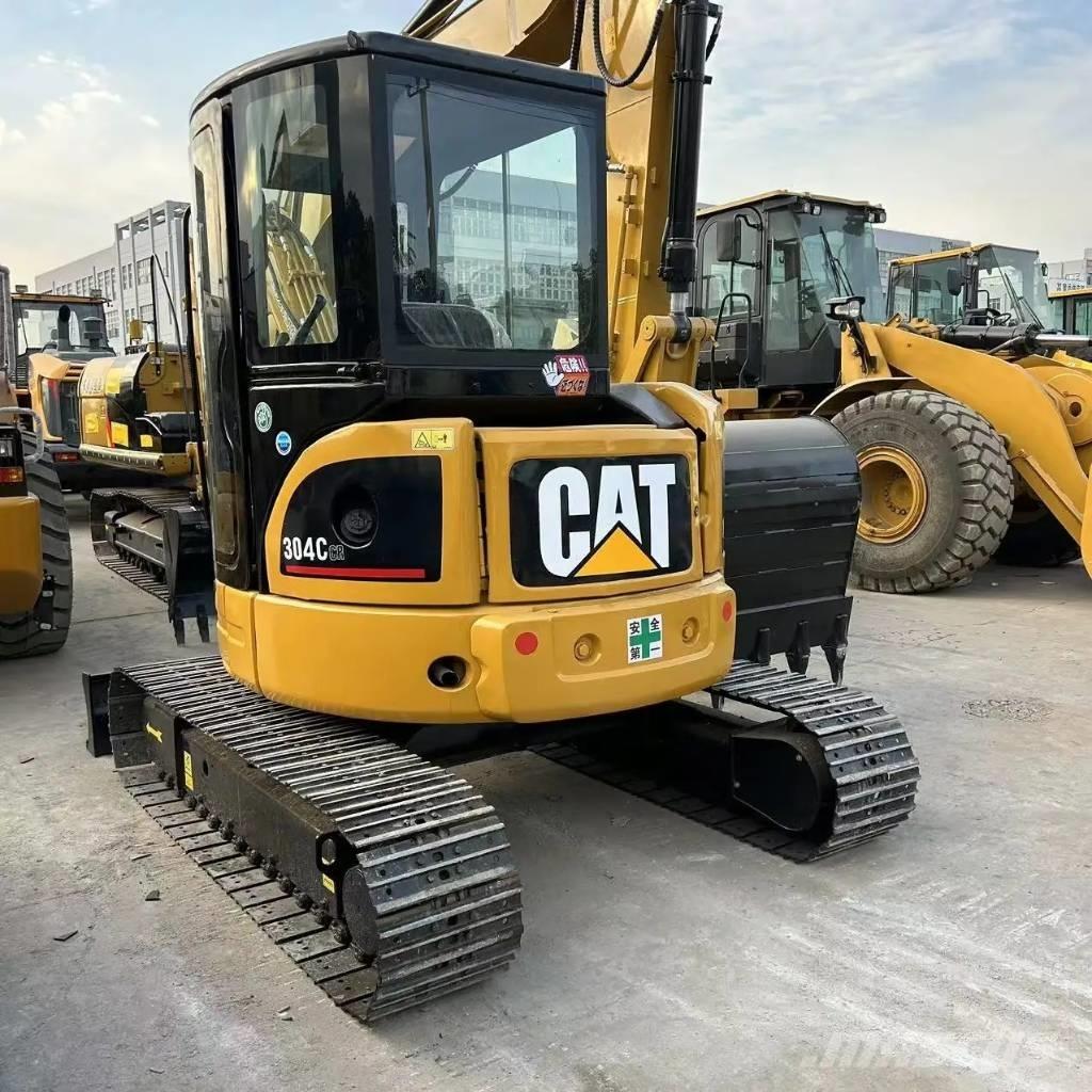 CAT 304C CR Mini ekskavatoriai < 7 t