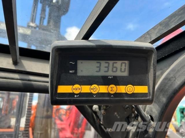 Yale GDP 35 VX Dyzeliniai krautuvai