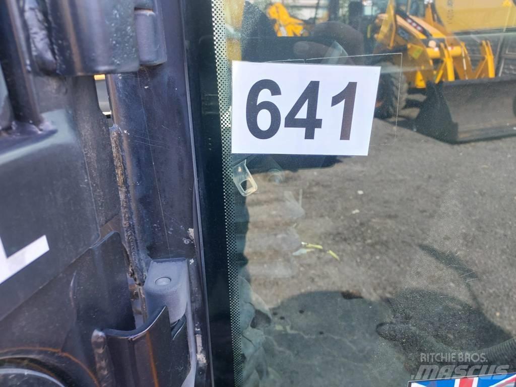 JCB 533-105 Teleskopiniai krautuvai