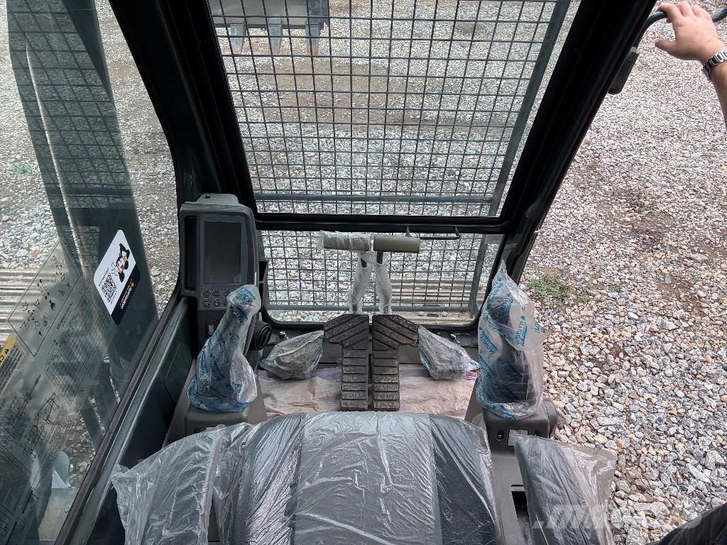 Hyundai Robex 220 LS Vikšriniai ekskavatoriai