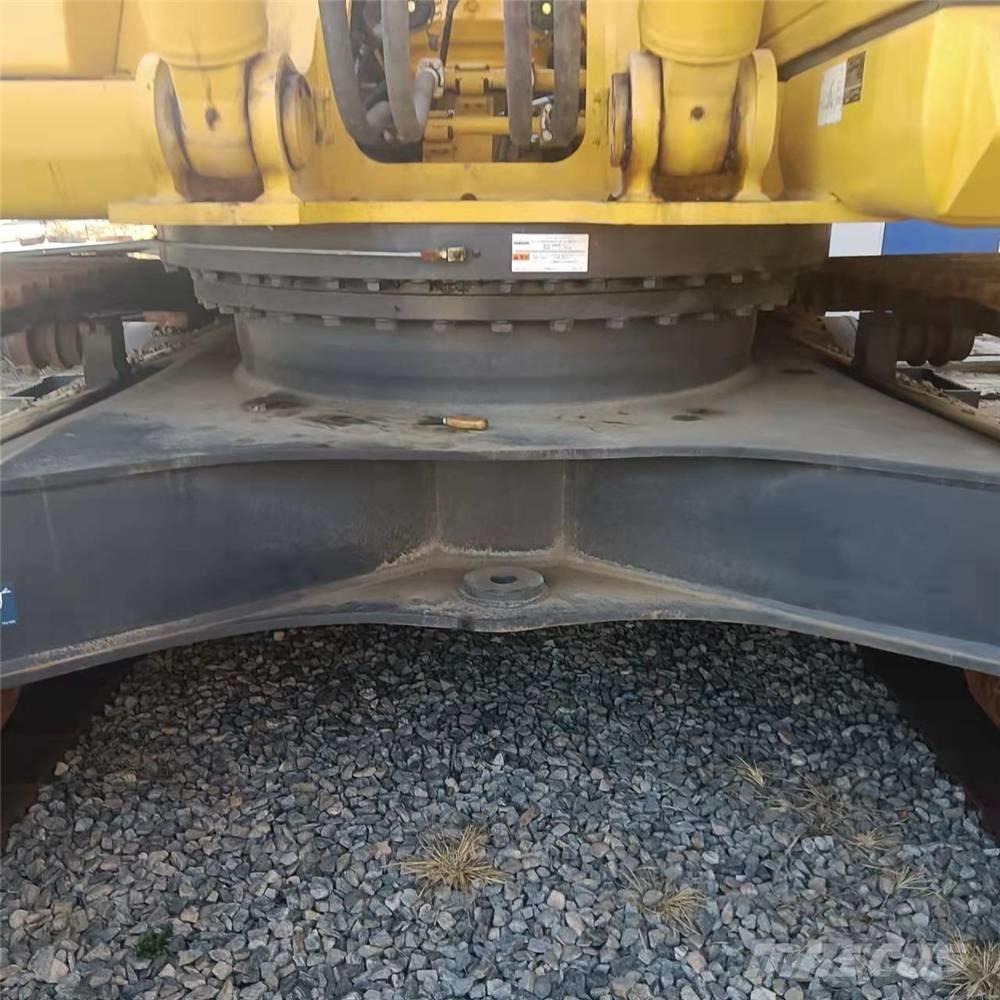 Komatsu PC360-7 Vikšriniai ekskavatoriai