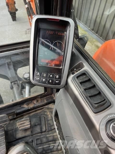 Doosan 85 Vidutinės galios ekskavatoriai 7-12 t