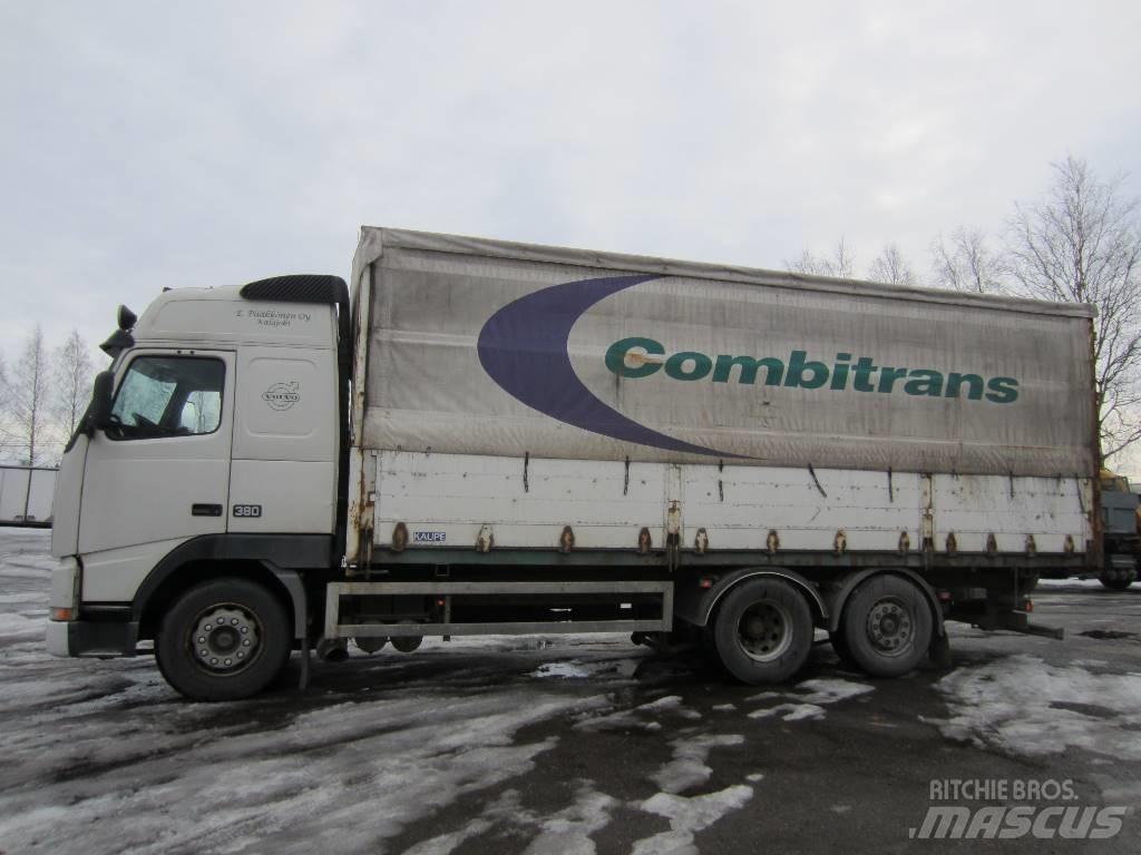 Volvo FH 12 6X2 4800 Priekabos su tentu