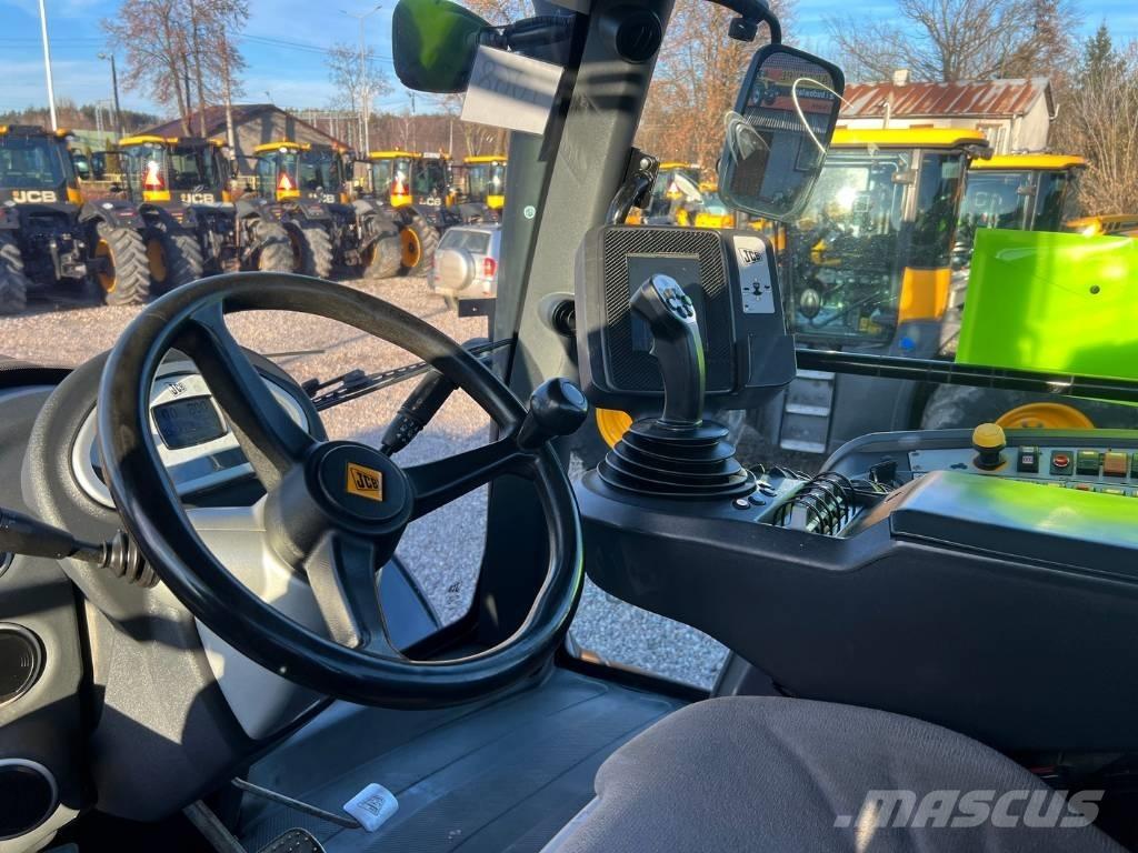 JCB Fastrac 8310 Traktoriai