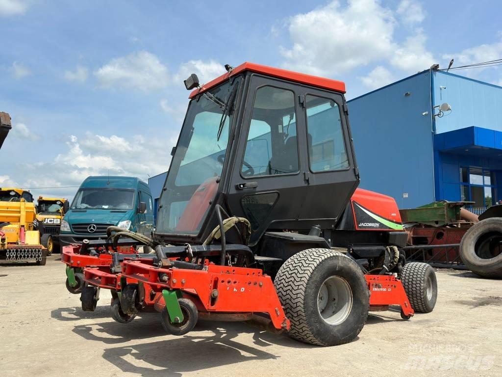 Jacobsen AR250 Sodo traktoriukai-vejapjovės