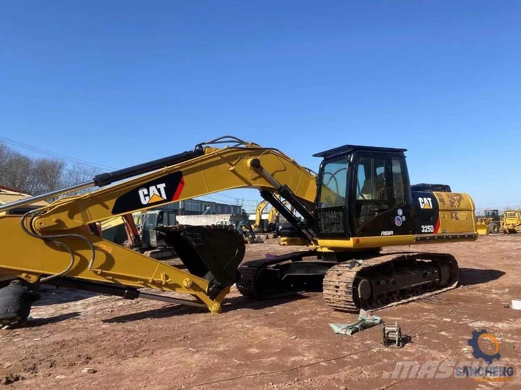 CAT 325D Vikšriniai ekskavatoriai