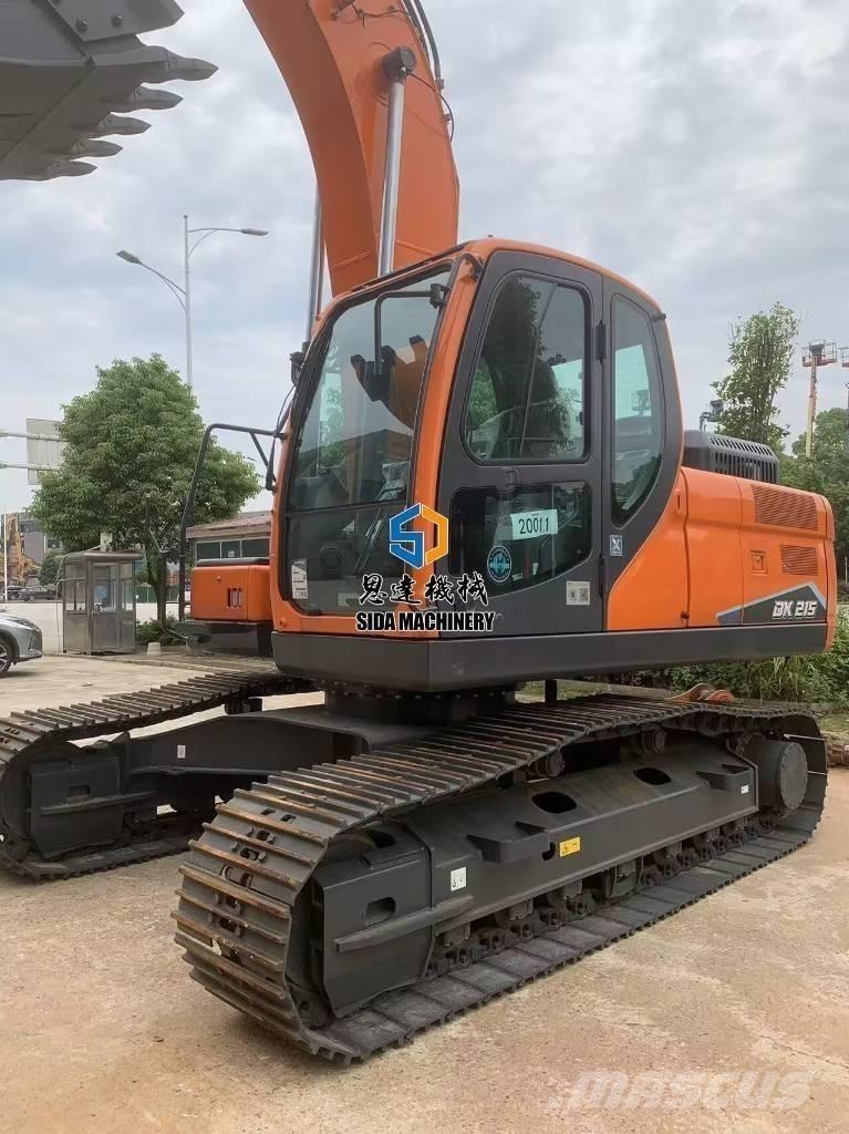 Develon DX 215 Vidutinės galios ekskavatoriai 7-12 t