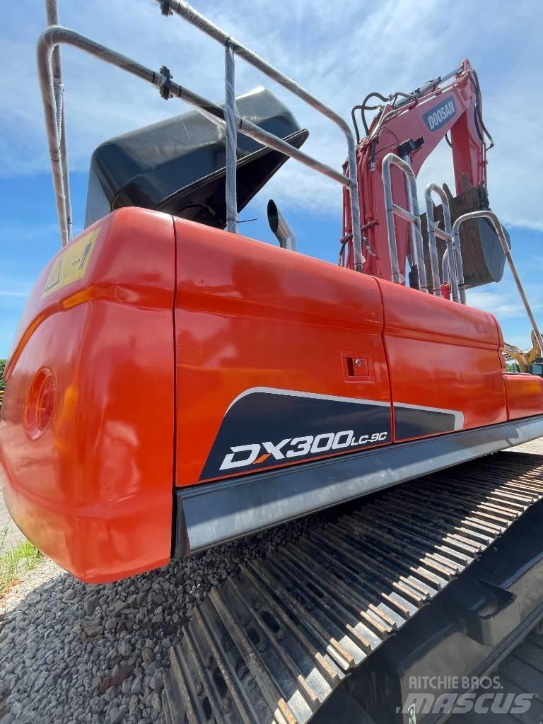 Doosan DX 300 LC Vikšriniai ekskavatoriai