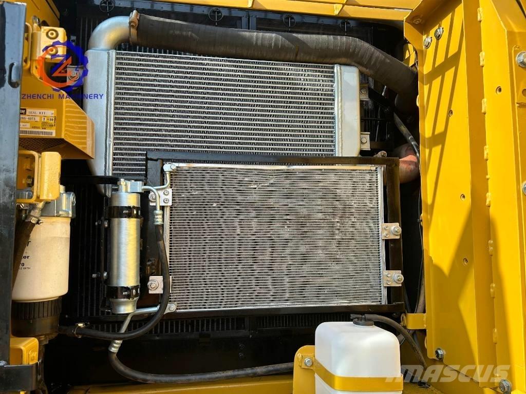 CAT 320 D2 Vikšriniai ekskavatoriai