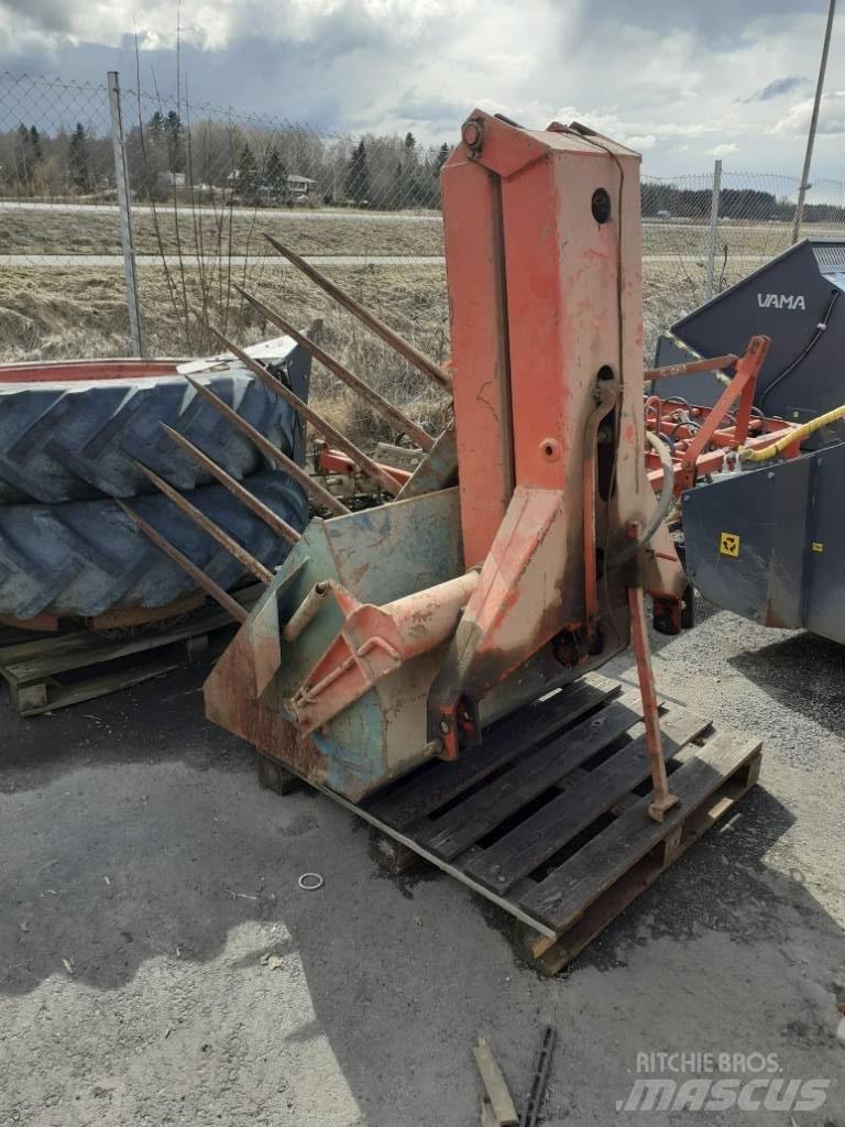 Sisu Takakuormaaja Kiti krovimo ir kasimo mechanizmai ir jų priedai