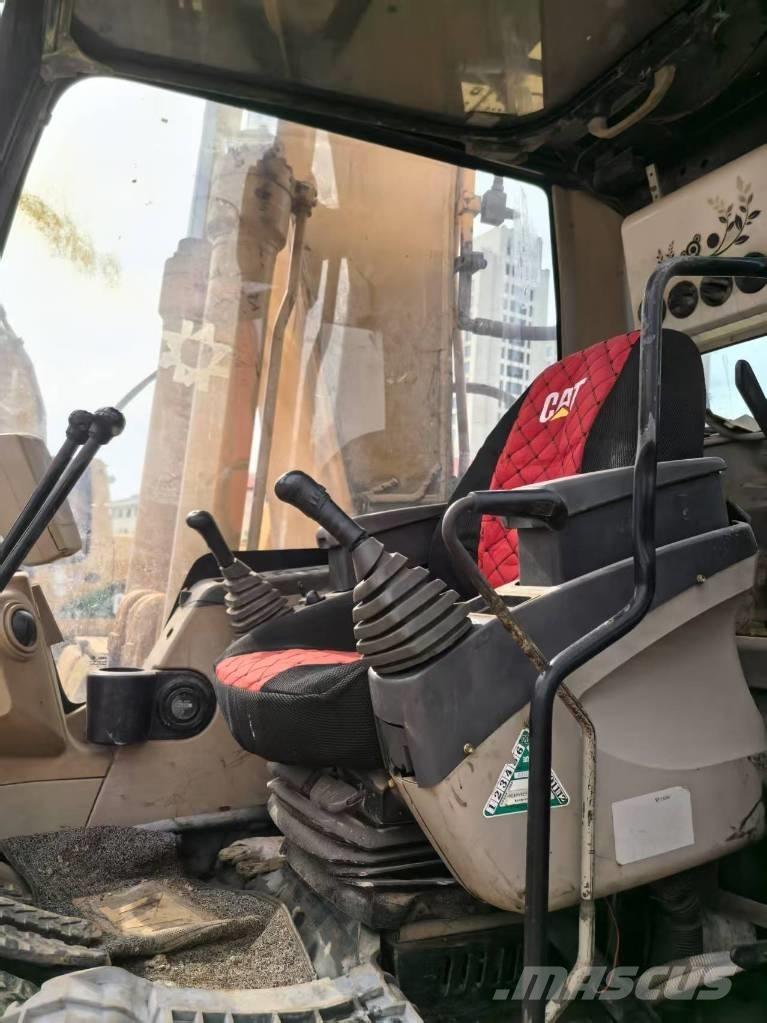 CAT 320 C L Vikšriniai ekskavatoriai