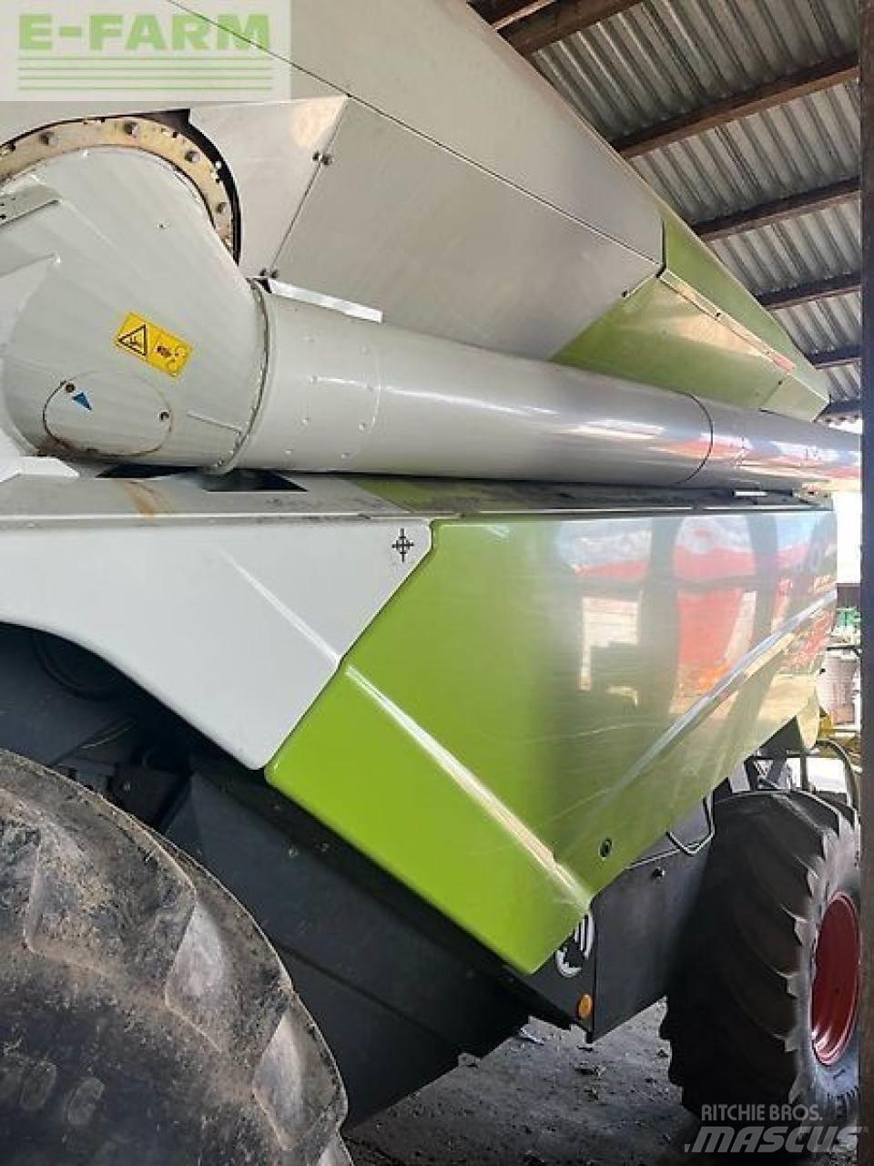 CLAAS tucano 470 Derliaus nuėmimo kombainai