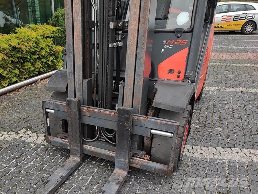 Linde H25D-02 Dyzeliniai krautuvai