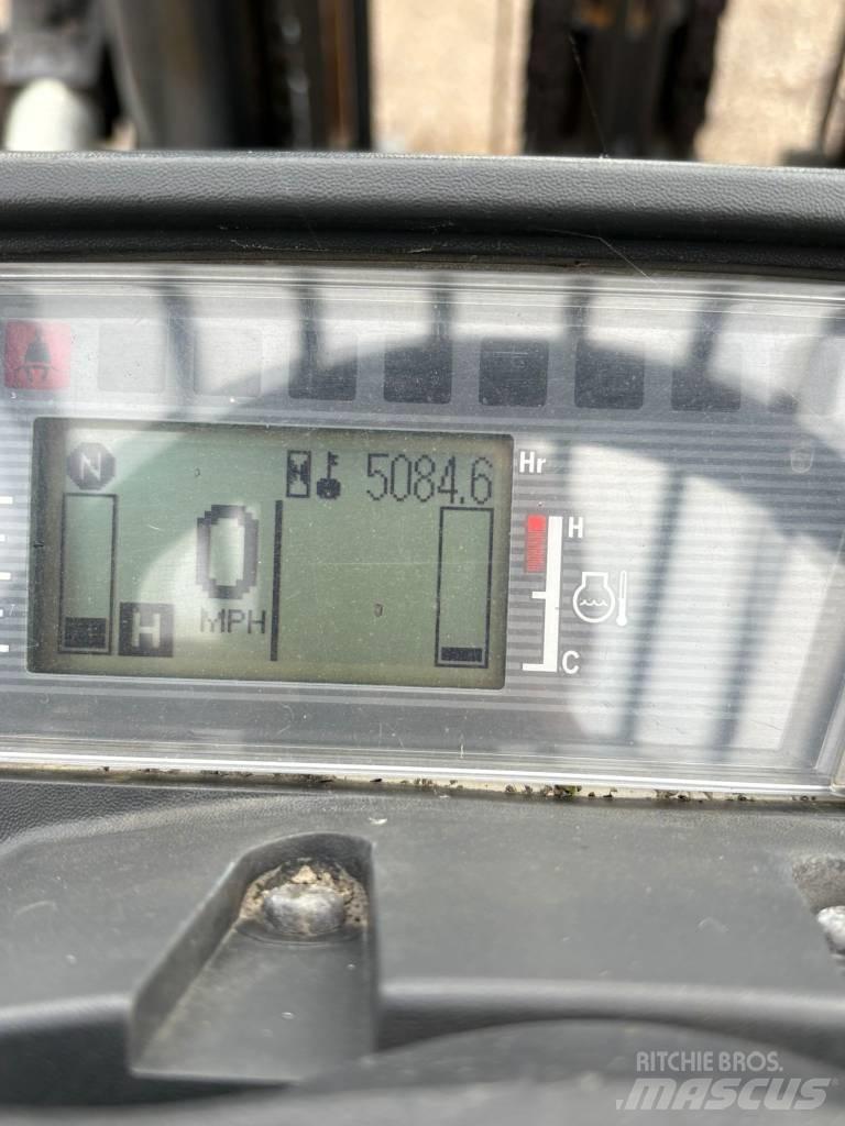 CAT DP40NT Dyzeliniai krautuvai
