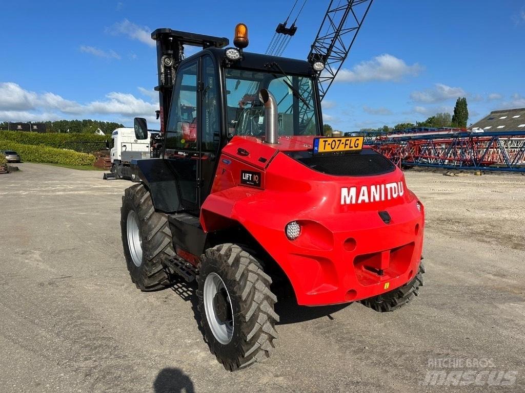 Manitou M 30.4 Visureigiai krautuvai