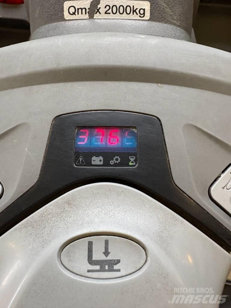 Cesab P 320 Žemų aukščių keltuvai su platforma