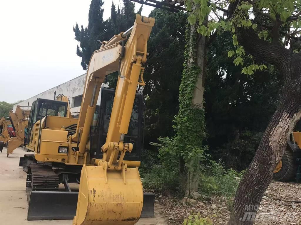 Komatsu PC 70 Vikšriniai ekskavatoriai