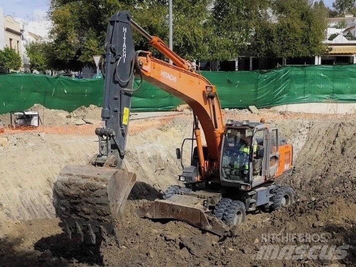 Hitachi ZX 210 W Ratiniai ekskavatoriai