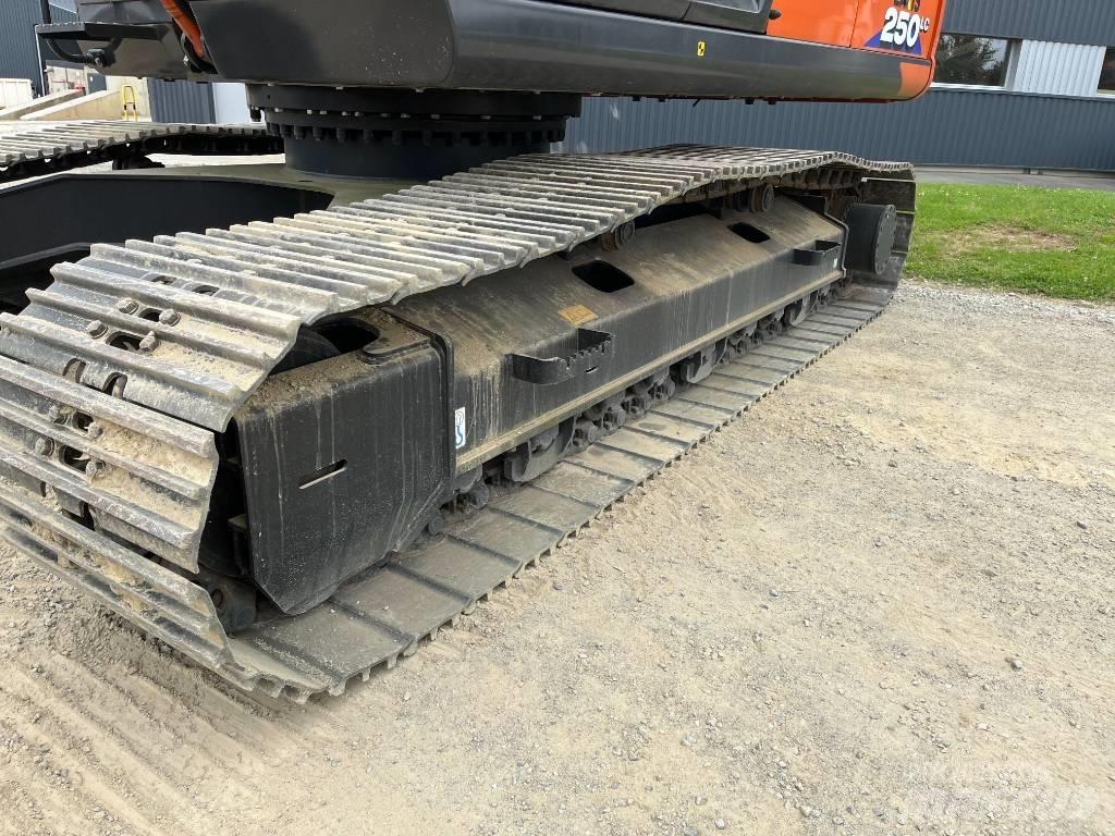 Hitachi ZX250LC-6 Vikšriniai ekskavatoriai
