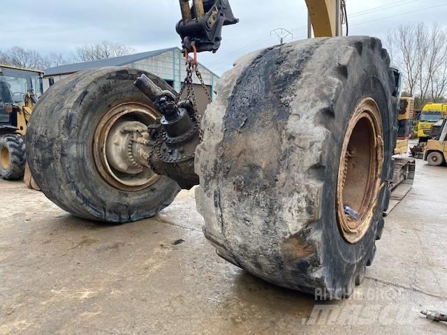 CAT 992 C Ašys