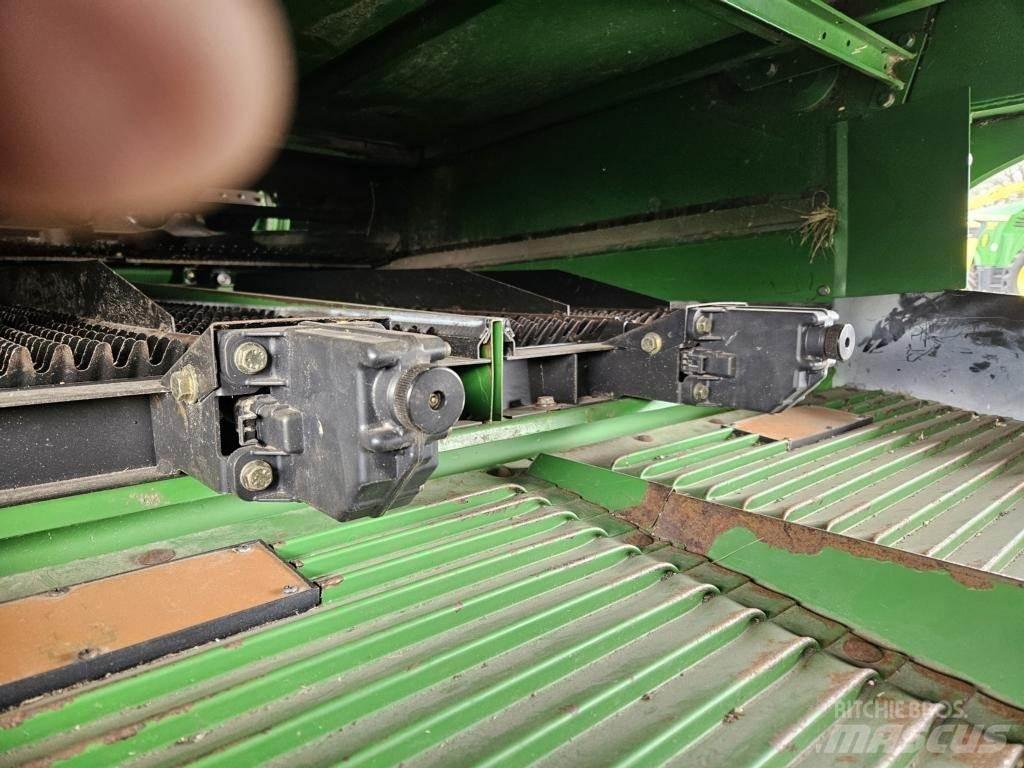 John Deere T560I Derliaus nuėmimo kombainai