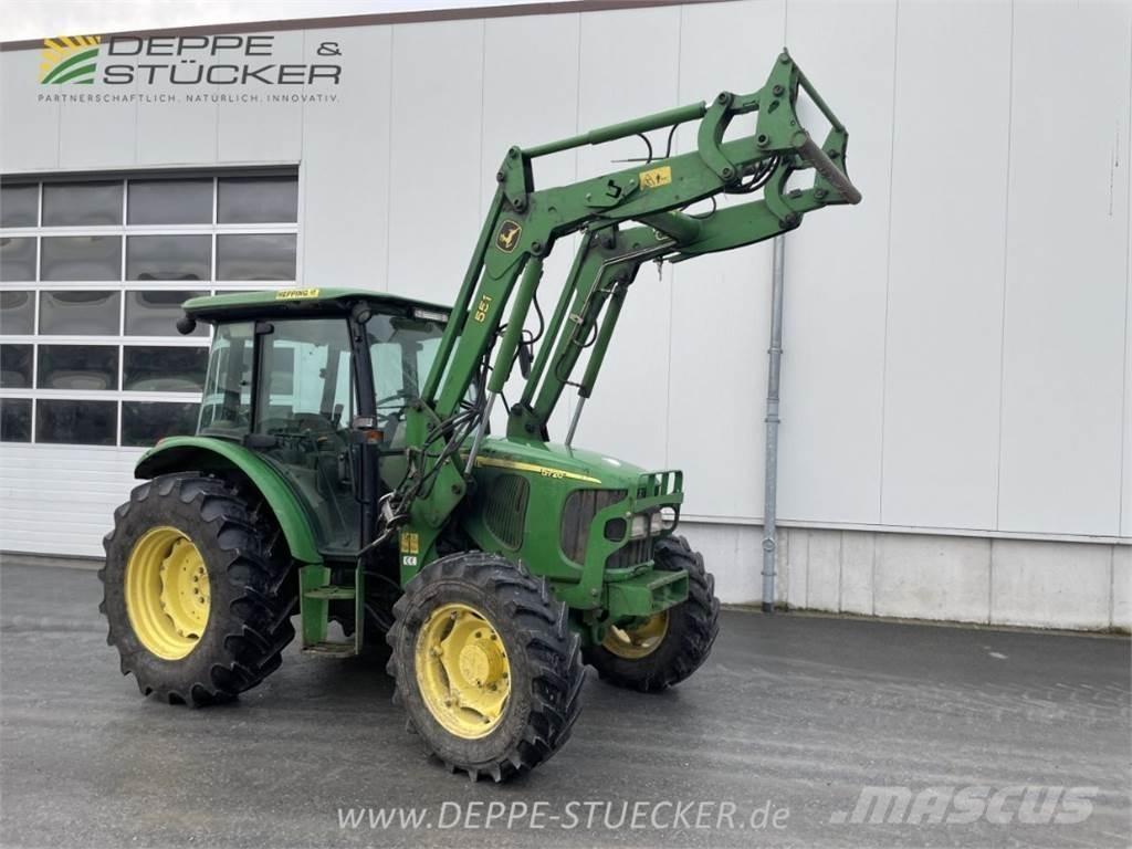 John Deere 5720 Traktoriai