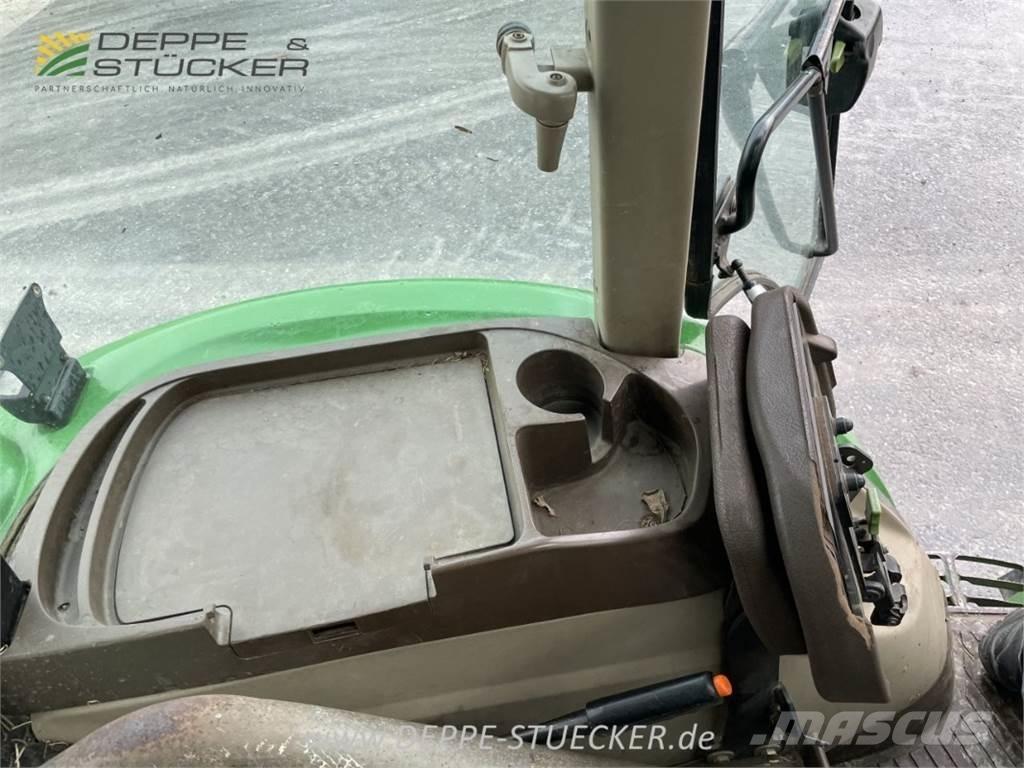 John Deere 5720 Traktoriai
