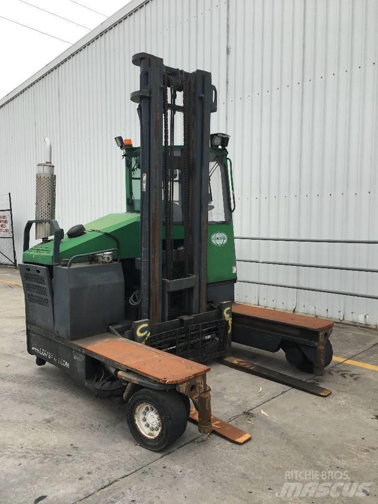 Combilift C 4000 Krautuvai su pakrovimu iš šonų