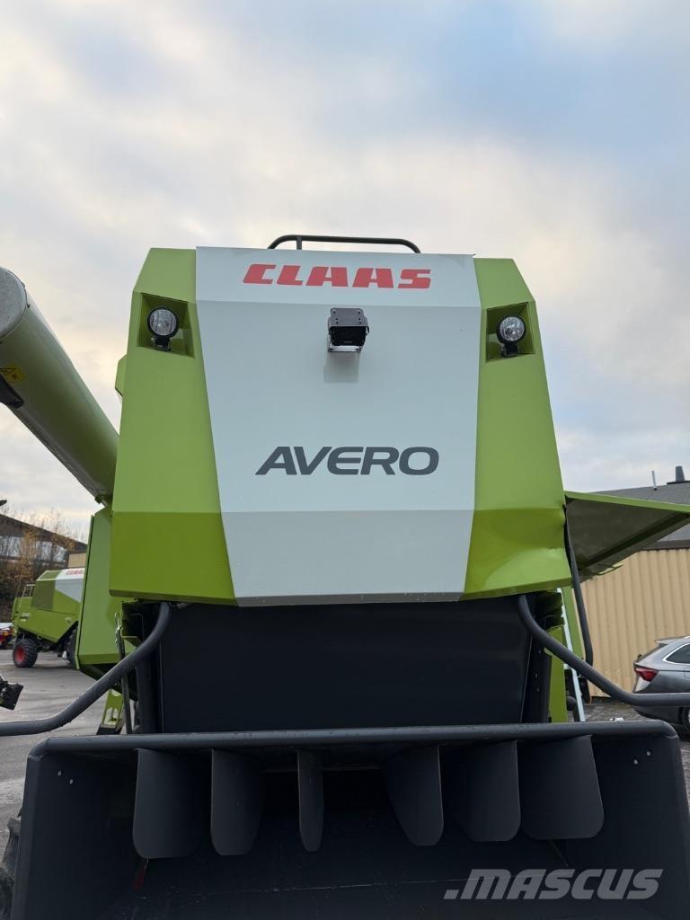 CLAAS Avero 240 Derliaus nuėmimo kombainai
