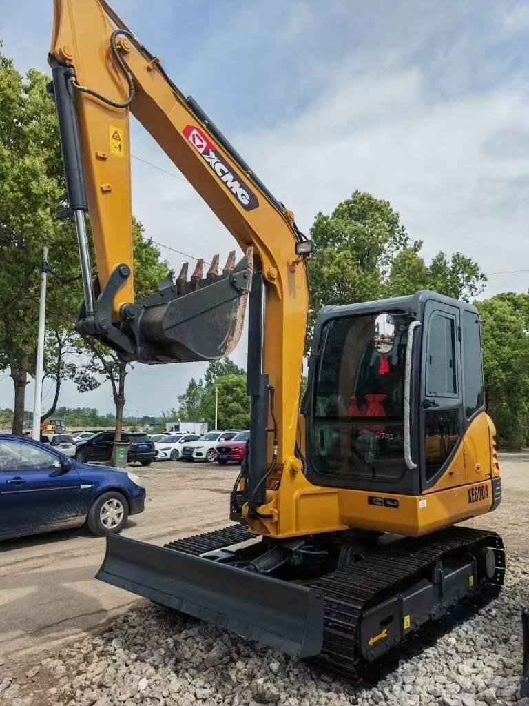 XCMG XE 60 DA Vikšriniai ekskavatoriai