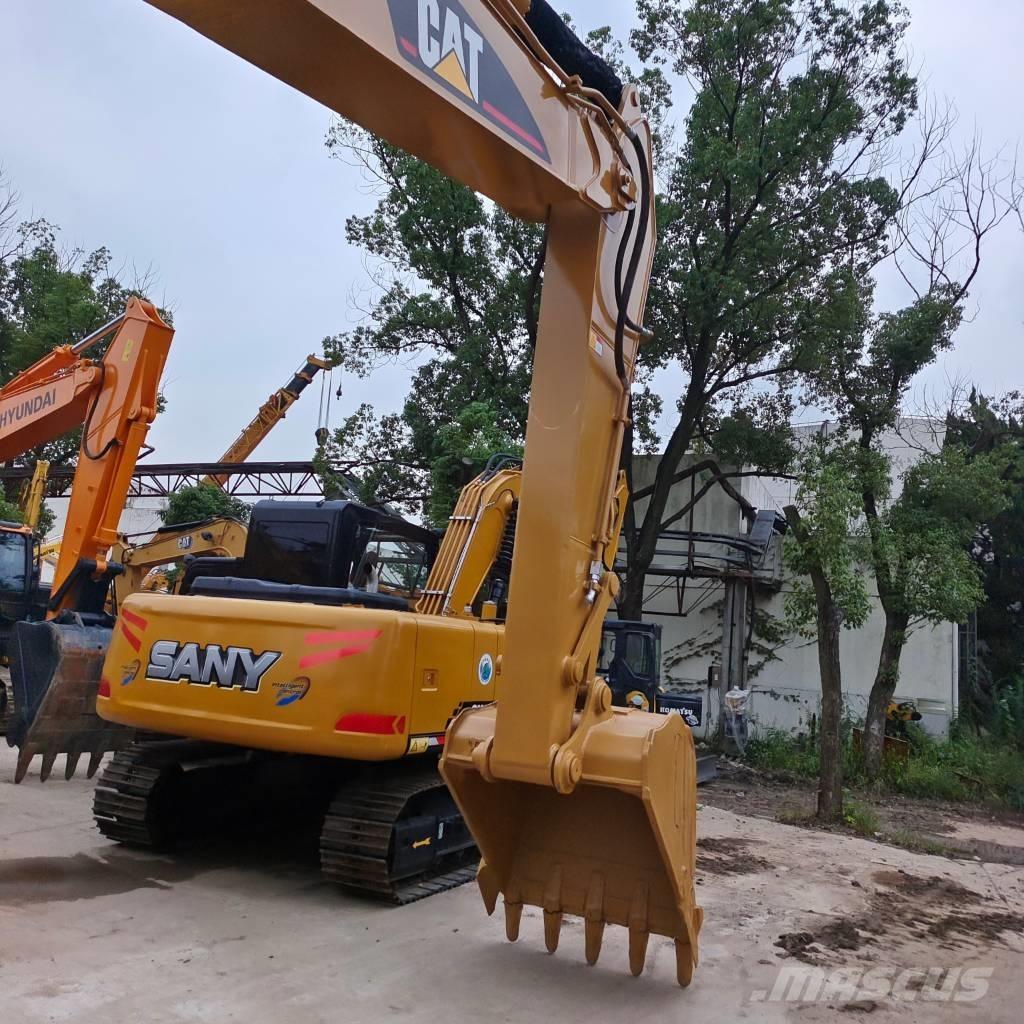 CAT 320 C L Vikšriniai ekskavatoriai