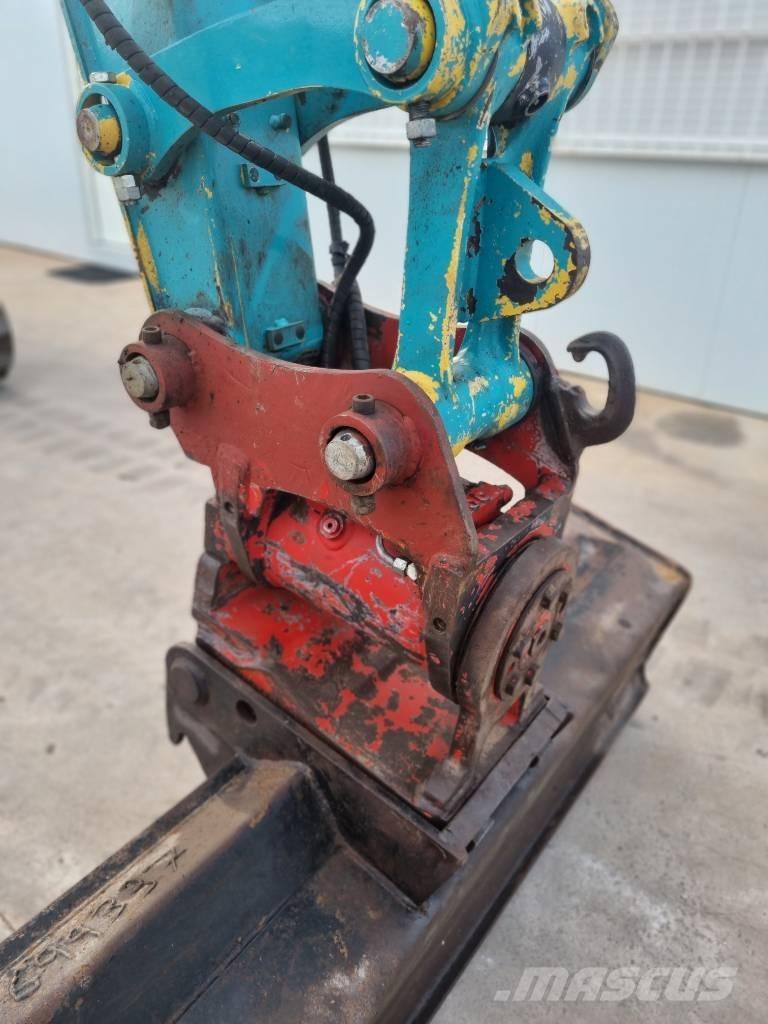 Yanmar Vio 80-1A Vidutinės galios ekskavatoriai 7-12 t