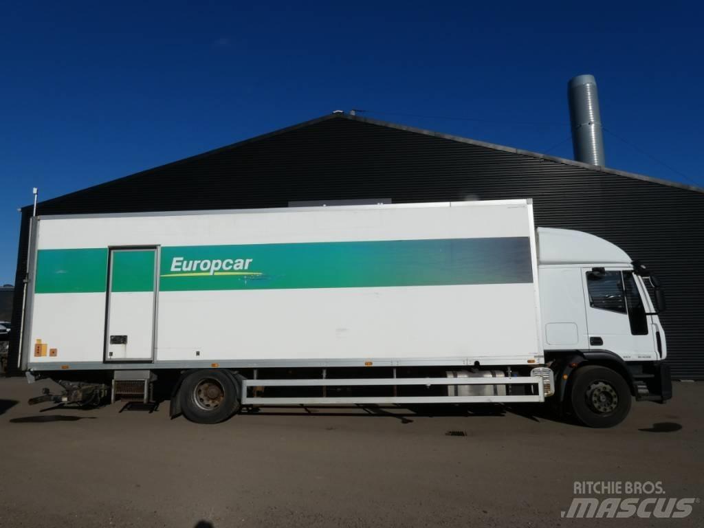 Iveco 180E 28 Sunkvežimiai su dengtu kėbulu