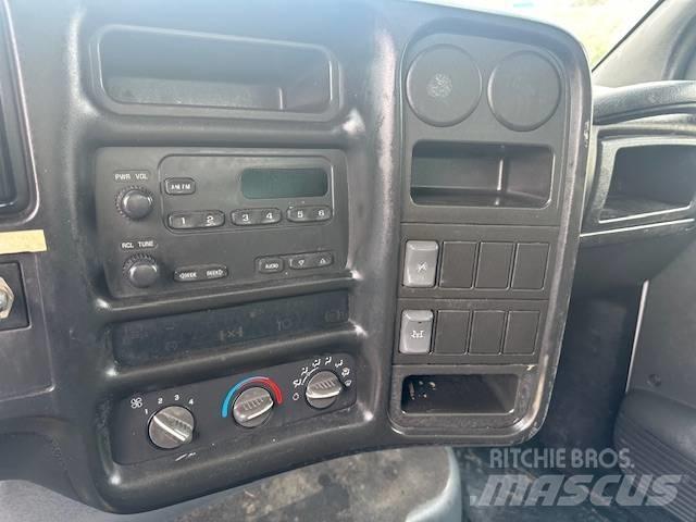 GMC C4500 Savivarčių priekabų vilkikai