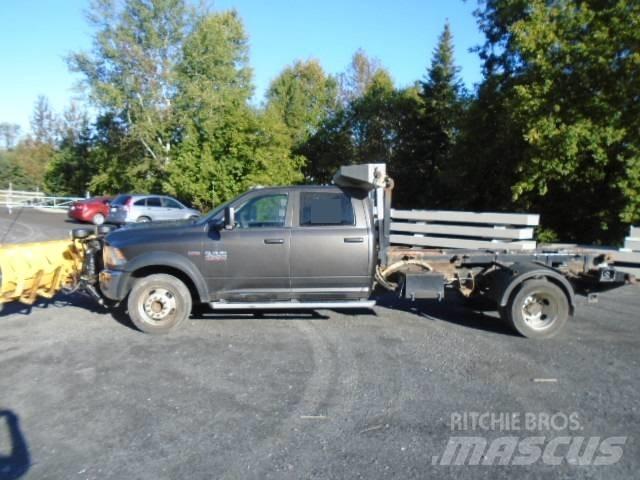 Dodge Ram 4500 HD Sniego peiliai ir valytuvai
