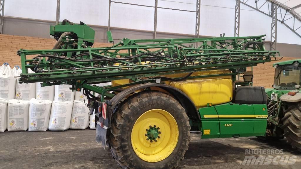 John Deere 962 i Prikabinami purkštuvai