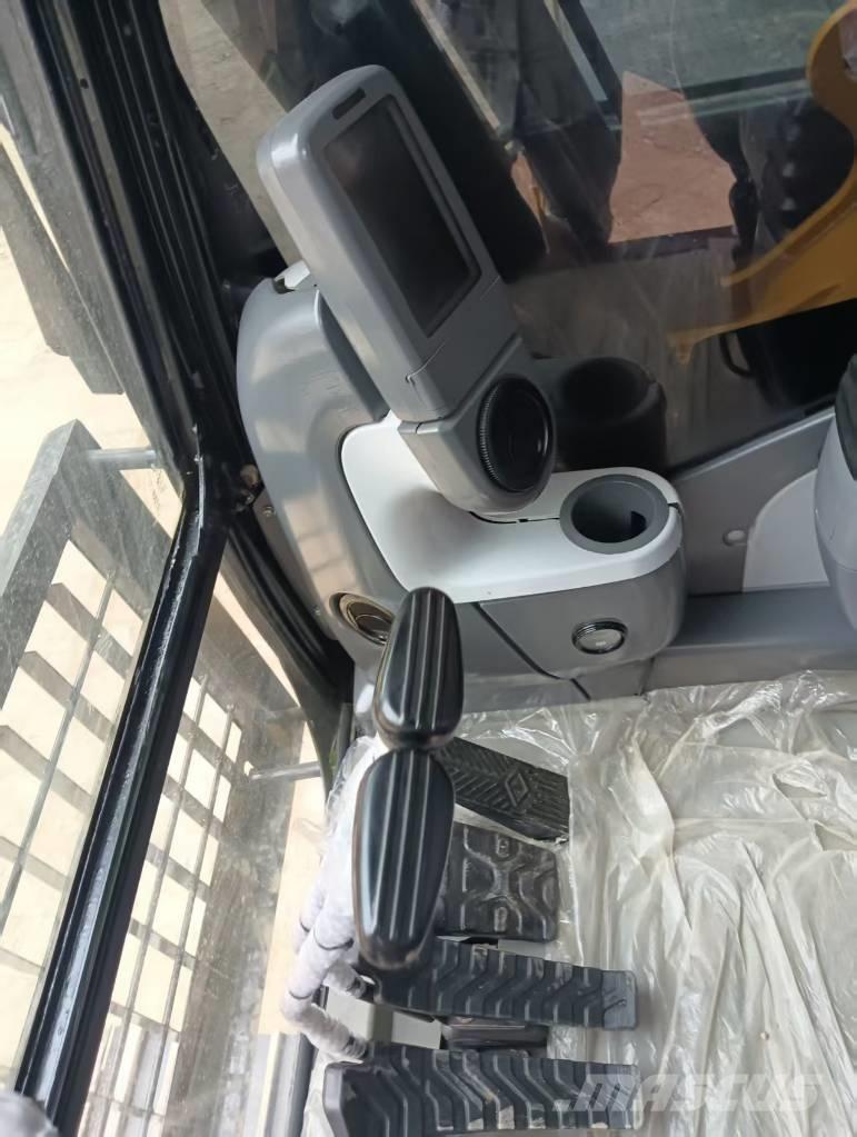 CAT 320 D Vikšriniai ekskavatoriai