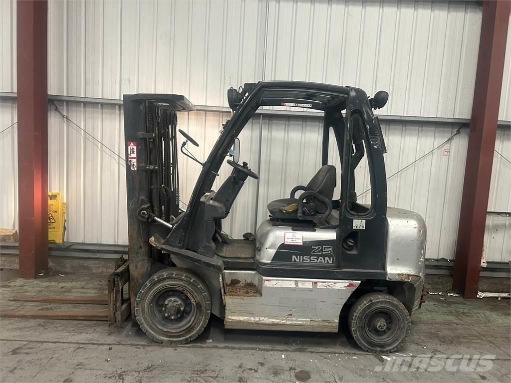 Nissan FD02A25Q Dyzeliniai krautuvai
