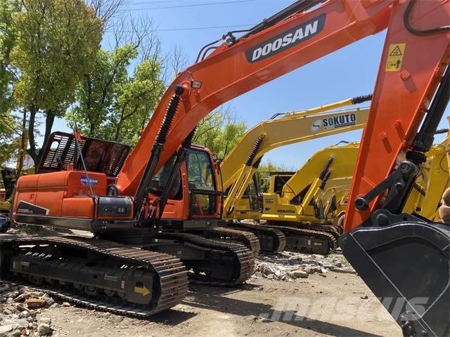Doosan DX 225 LC Vikšriniai ekskavatoriai