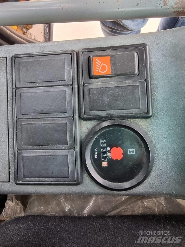 Volvo EC 210 B Vikšriniai ekskavatoriai