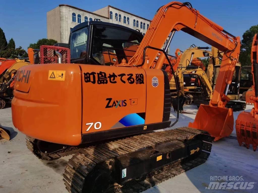 Hitachi ZX 70 Vidutinės galios ekskavatoriai 7-12 t
