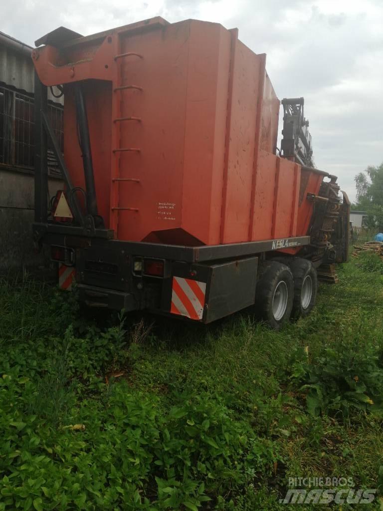 Kesla 4560C Medienos smulkintuvai