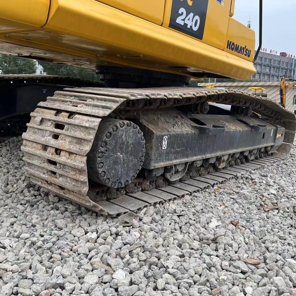 Komatsu PC 240 Vikšriniai ekskavatoriai