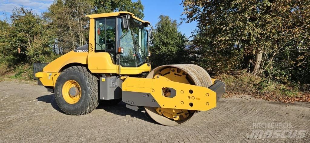 Volvo SD 135 B Vieno būgno volai