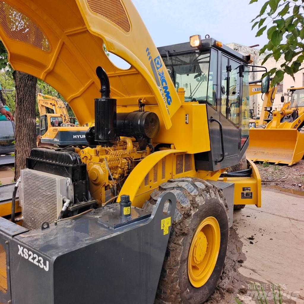 XCMG XS 223 J Vieno būgno volai